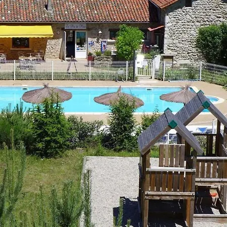 Mobil 8 Pers Avec Terrasse Au Chambon De - Api-1-52-428 Camping Vorey